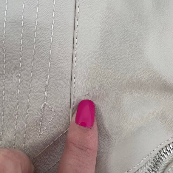 Blank NYC Size XL Faux Leather Vegan Zip Front Moto Jacket Cream Lined Edgy NWT - Picture 5 of 16